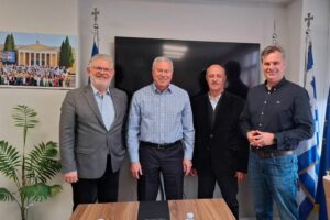 Αγία Παρασκευή: Με τον Γ. Σγουρό συναντήθηκαν οι επικεφαλής των τριών παρατάξεων