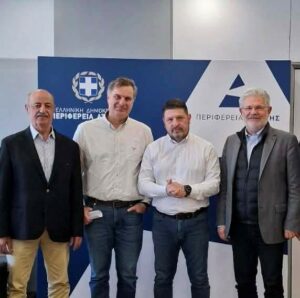 Αγία Παρασκευή: Συναντήθηκαν με Χαρδαλιά οι επικεφαλής των τριών παρατάξεων