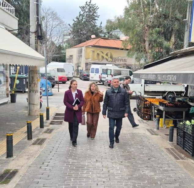 Στη Νέα Ιωνία η αντιπεριφερειάρχης Βορείου Τομέα - Στο επίκεντρο τα έργα