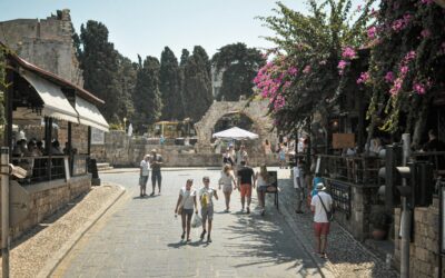 Youth Pass 2026: Ενίσχυση 150 ευρώ για τους νέους 18 και 19 ετών