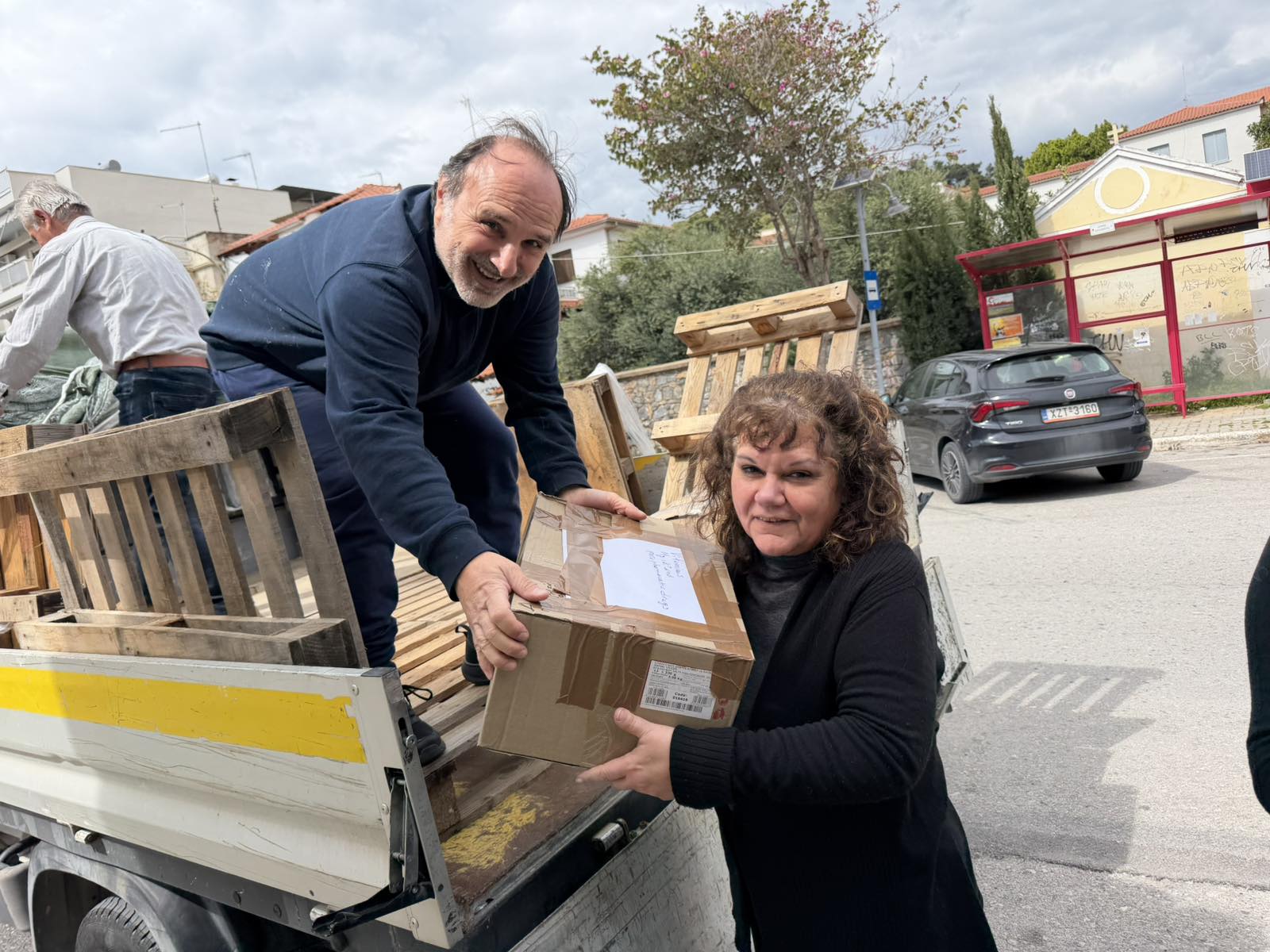 Ο Δήμος Χαλανδρίου παρέδωσε φάρμακα και ιατρικό υλικό για την Κούβα