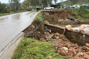 Κακοκαιρία «Erminio»: Ένας νεκρός στη Νέα Μάκρη και εκτεταμένες ζημιές σε όλη τη χώρα