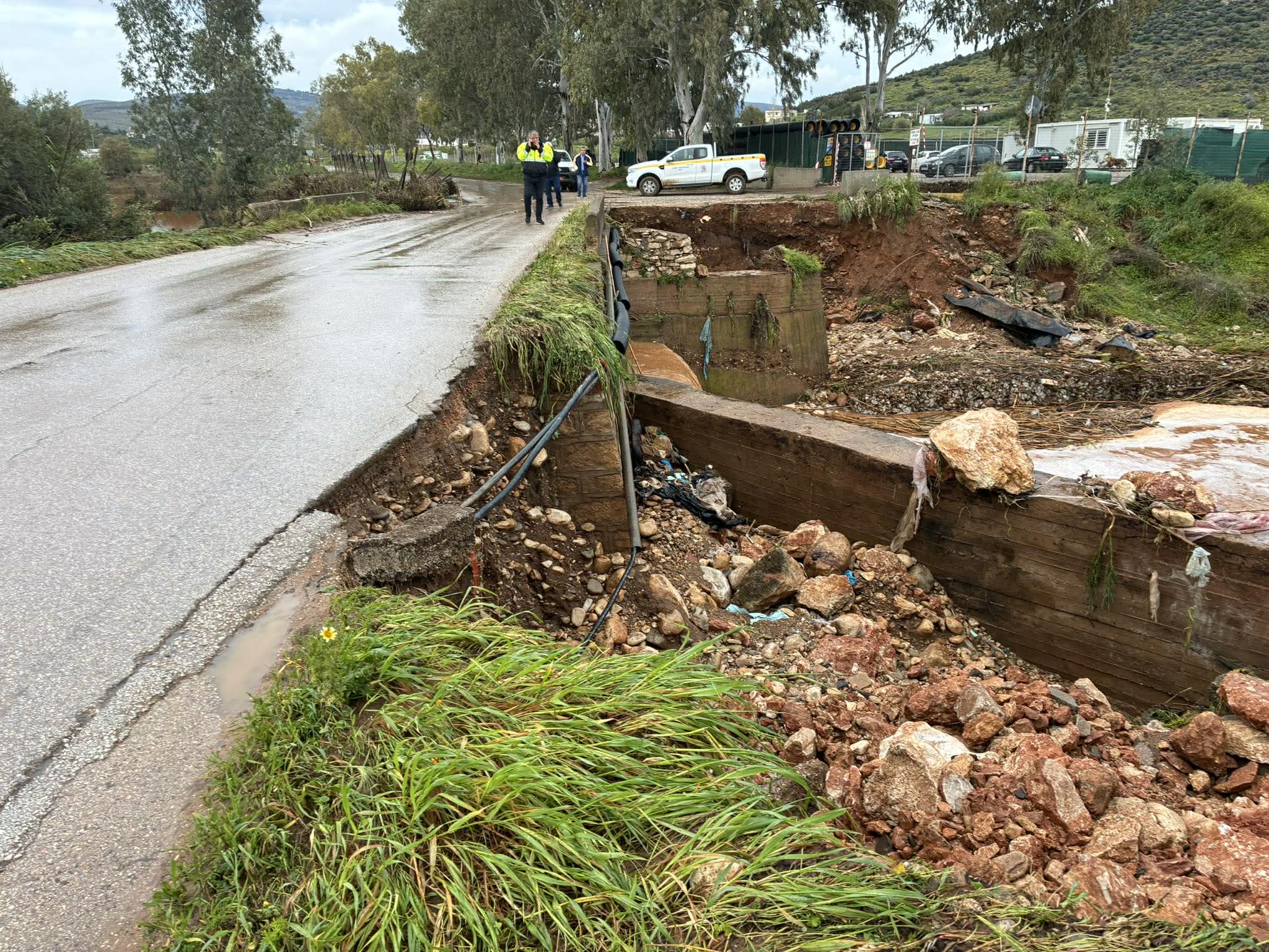 Κακοκαιρία «Erminio»: Ένας νεκρός στη Νέα Μάκρη και εκτεταμένες ζημιές σε όλη τη χώρα