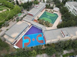 Ολοκληρώθηκαν οι εργασίες ανακατασκευής του προαύλιου του 1ου Δημοτικού Νέας Χαλκηδόνας