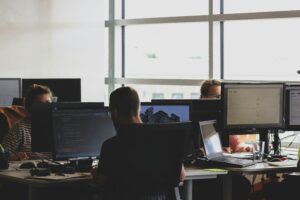 «Εργασία τα Σαββατοκύριακα»: «Πρωτιά» της Ελλάδας δείχνει η Eurostat